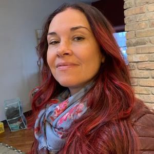 Meet your Posher, Andrea